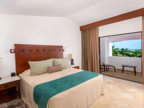 The Royal Cancun All Suites Resort