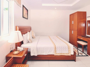 Tan Hoang Long Hotel