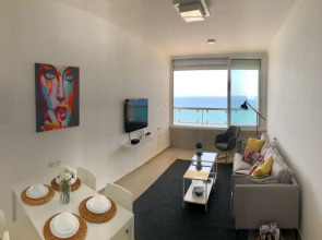 3BR Apt Beach View Best Loc Bat-Yam