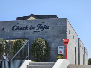 Check In Jeju