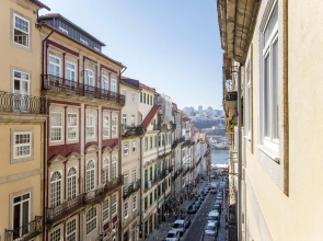 Mouzinho Darling 1BR w/ AC in City Center by LovelyStay