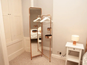 Elegant 1 Bedroom Georgian Flat in Bath