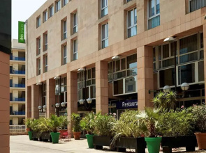 ibis Styles Toulon Centre Port