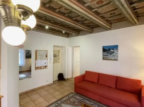 1 Bed Flat - Sleeps 4 - Balcony - Wifi