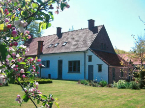 Luxurious Holiday Home in Wingene With Forest Near