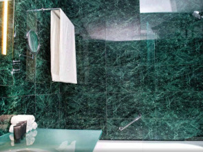 Отель Leonardo Royal Barcelona Forum