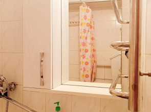 Апартаменты Студия на улице Демонстрации 8