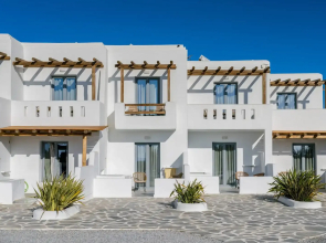 Naxos Finest Hotel & Villas