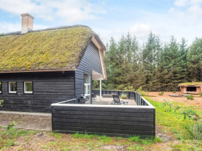 Holiday Oasis in Houstrup Nature