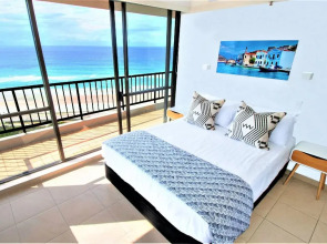 Capricorn One Beachside Holiday Apartment-Official
