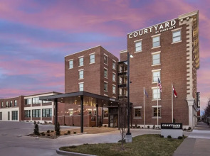Courtyard Cape Girardeau Downtown