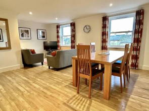 Your Space Apartments - Manor House