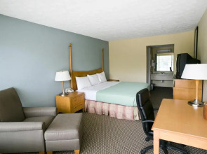 Star City Inn & Suites