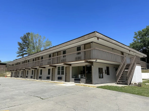 Budget Inn Express