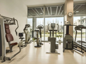 Отель Ramada Plaza by Wyndham Milano