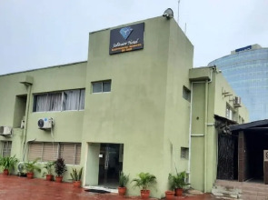 Solitaire hotel Lekki