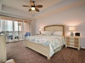 Harborview Grande 406