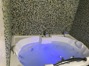 Часы Бунинская аллея