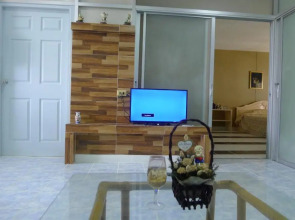 OYO 75486 Anna Residence Jomtien