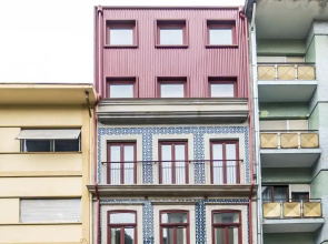 Nomad s Lux - 1bdr Charming Top Floor Porto