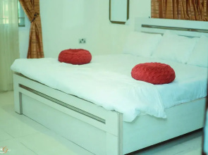 Montrose Apartment Asaba