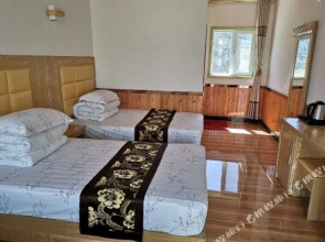 Yijia Guest House
