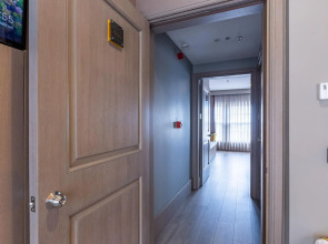 Seraglio Hotel & Suites