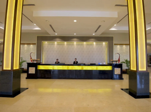 Horizon Lake View Resort Hotel