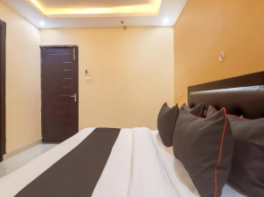 Collection O 76477 M V Inn