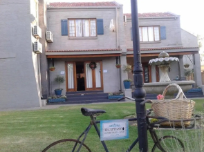 Tuscana Villa Guesthouse