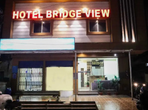 Hotel Bridge View