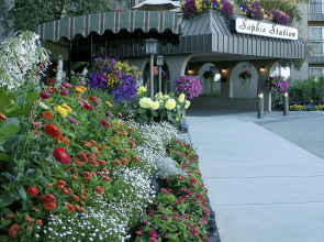 Sophie Station Suites