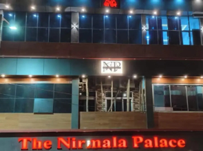 Goroomgo Nirmala Palace Ayodhya