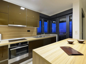 Last Minute Offer,heated Infinity Pool,sea and Mountain View,