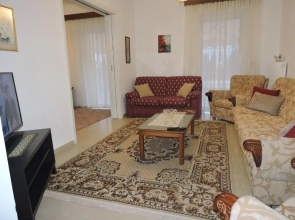 Spiri's House-Deluxe Apartment in Kalabaka-Meteora
