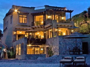 Villa Escondida