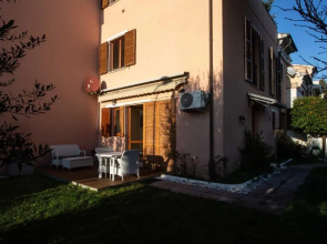 N172 - Numana, Meraviglioso Trilocale Con Giardino