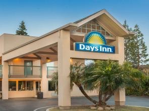 Days Inn by Wyndham Redwood City