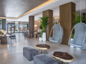 Radisson Beach Resort Palm Jumeirah