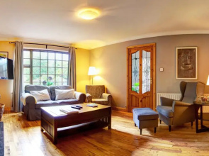 Woodside Lodge