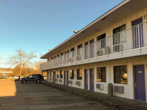 Motel 6 Goodlettsville, TN - Nashville