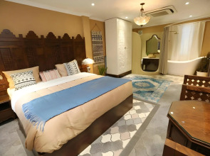 Duc Vuong Saigon Hotel - Bui Vien