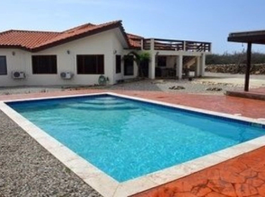 Ayo Villa