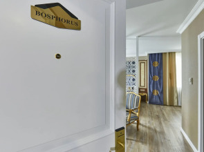 Seres Hotel Old City