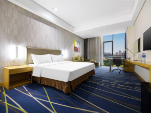 Holiday Inn Express Zhengzhou Airport by IHG