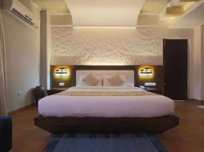Teeka Resort Suites & Spa