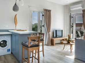 Julia's Luxury Suites, Cephallonia near Argostoli