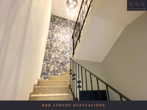 Cheerful 4-bedroom Villa with pool and BBQ area