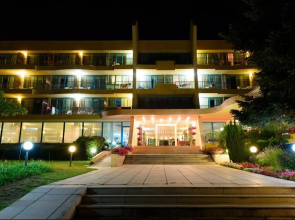 Hotel Ambassador - Free Parking