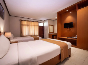 Yulia Beach Inn Kuta